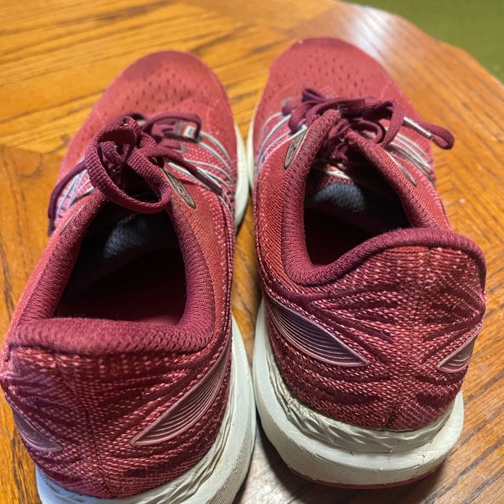 New Balance 860v12 Shoes Womens Size 11 Garnet Pink Athletic Sneakers DW - Picture 5 of 7